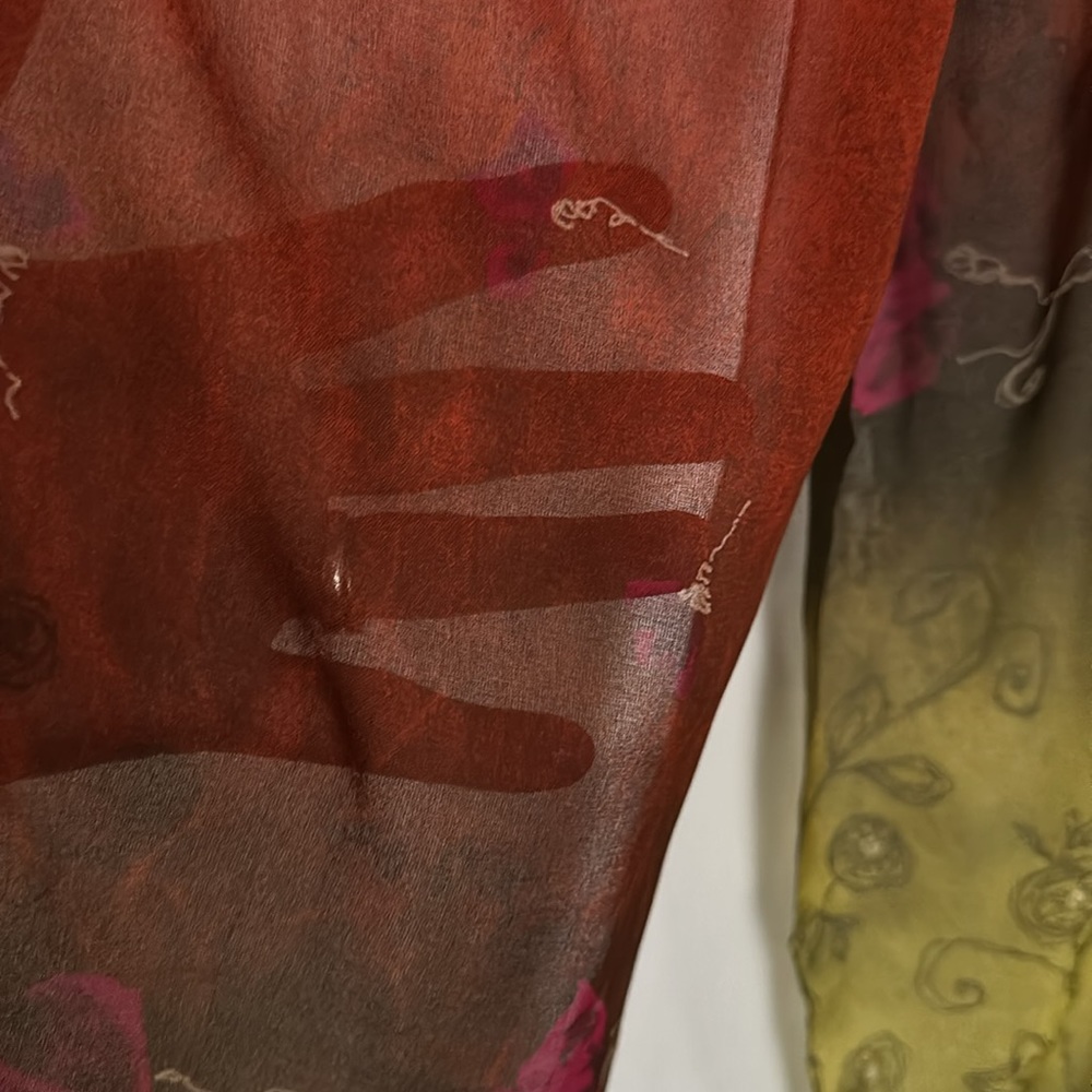 Sheer rectangular scarf - Picture 3 of 3
